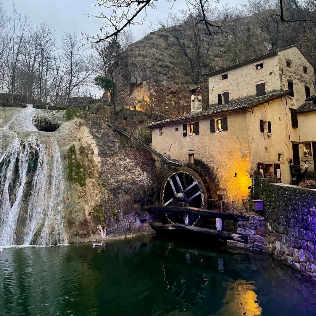 Molinetto Natale Visit Refrontolo Presepi d'Alta Marca